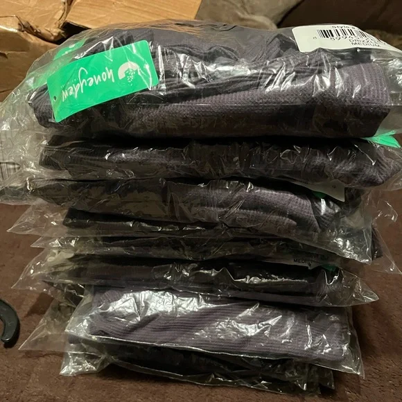 NWT-Cozy pants and shirt sleepwear - Picture 6 of 8